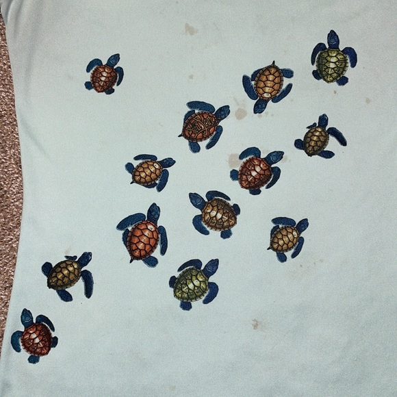 4/$24🦩 SeaFear Shirt - Picture 7 of 9